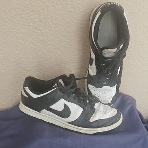 Nike Black and White Low-Top Sneakers
